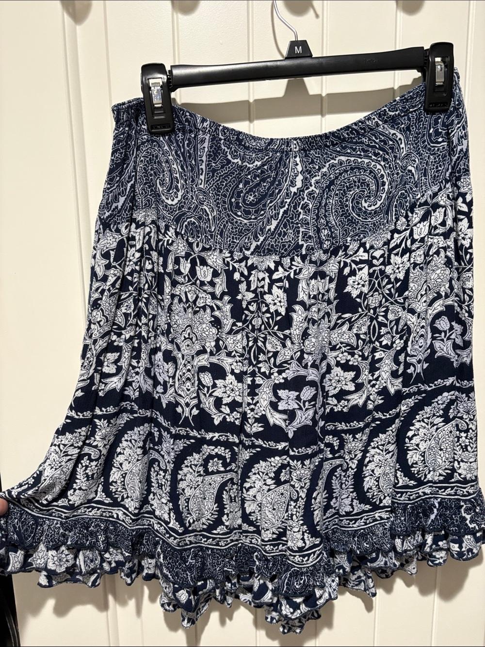 Dress Barn Navy & White Paisley Floral Tiered Mini Skirt